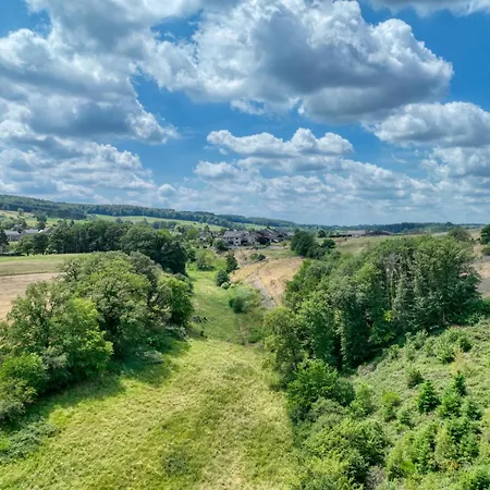 Nyaraló La Reserve By Madeleine Hotton